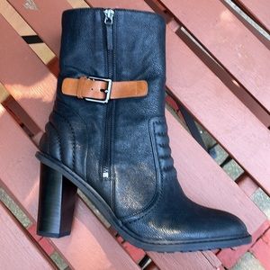 Clark’s Lisette Blues boots